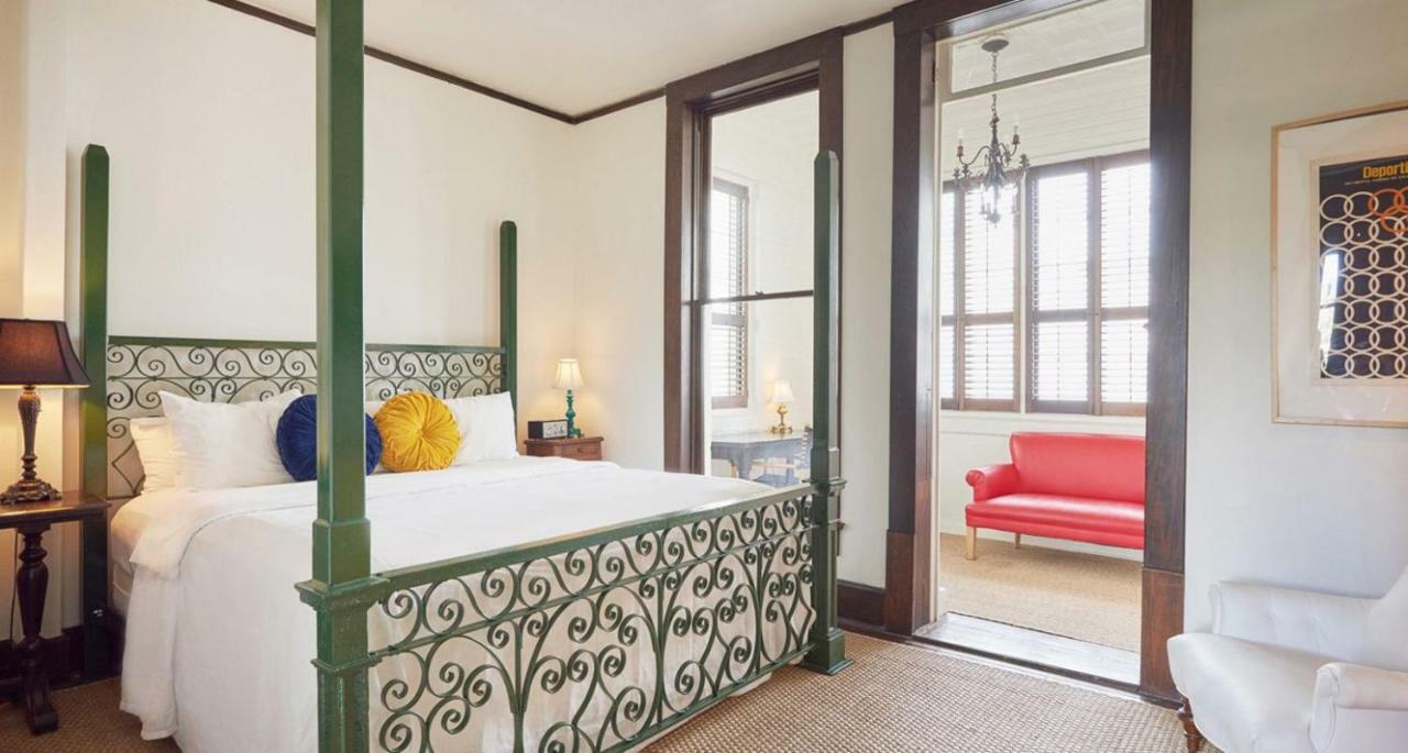 Hotel Havana Сан-Антонио Экстерьер фото